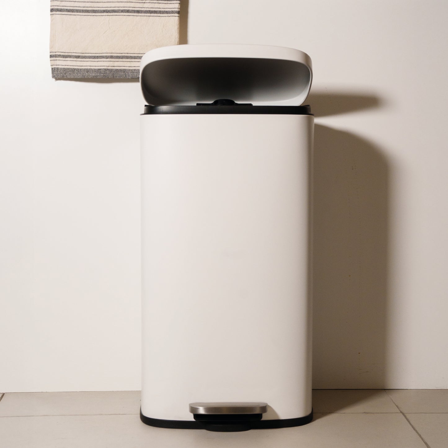 Cesto rectangular ac/inox 30L blanco